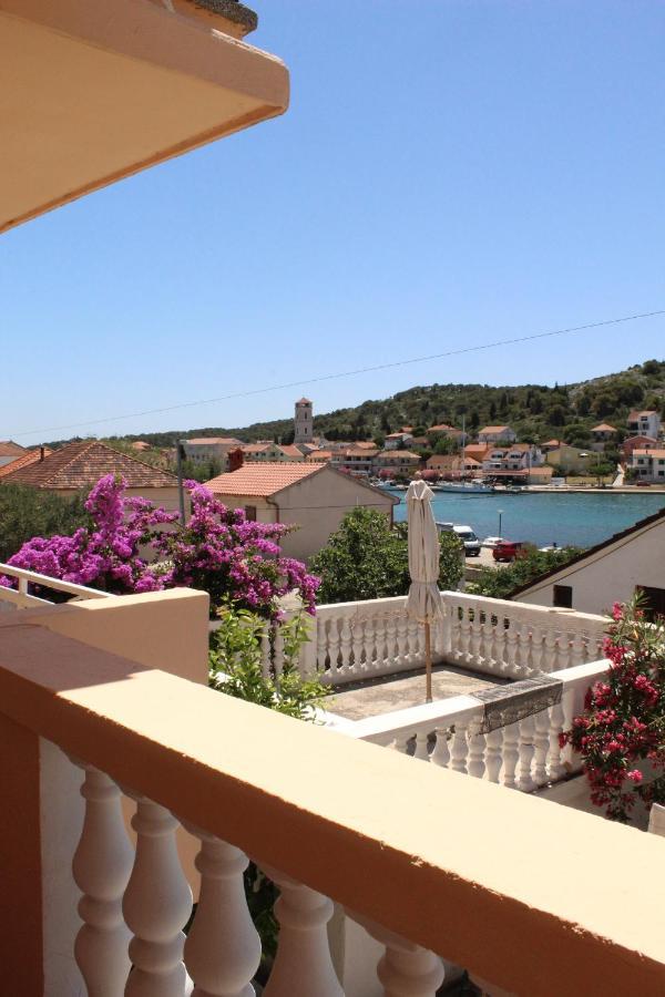 Apartman Tisno Exterior foto