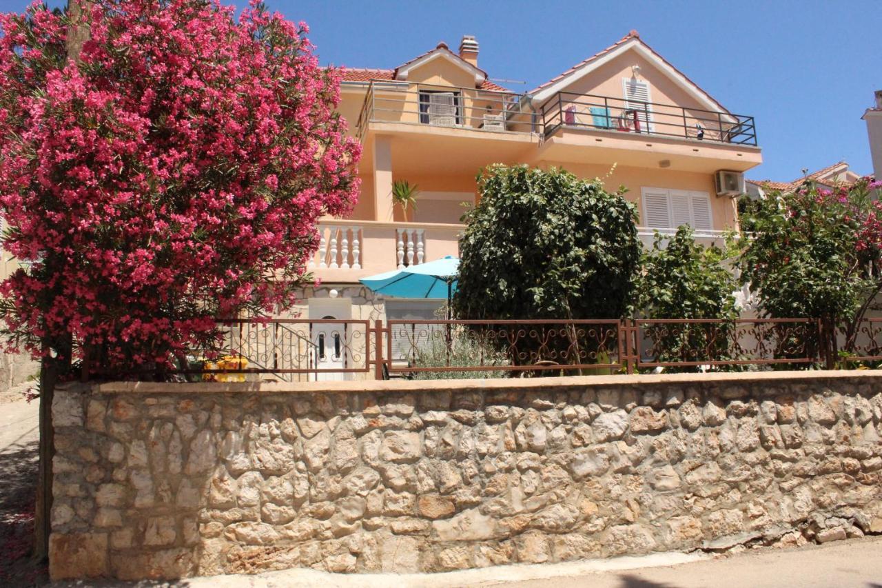 Apartman Tisno Exterior foto